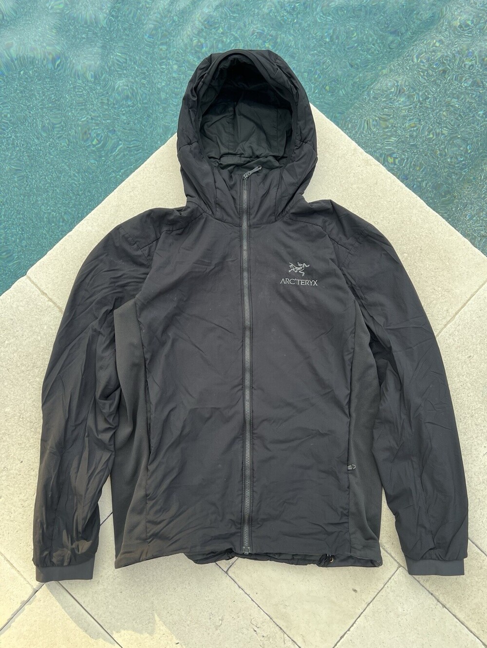 Arcteryx Atom LT Hoody Mens Small Black Insulated Full Zip Jacket 2021 Mint